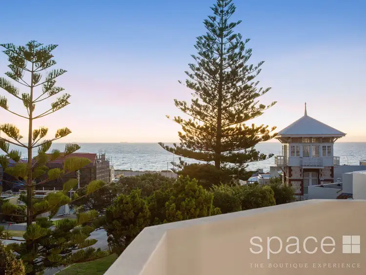 2/21 Avonmore Terrace, Cottesloe WA 6011