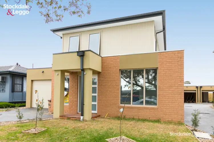 1/92-94 Bladin Street, Laverton VIC 3028