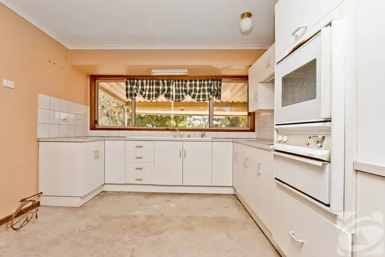 Fifth view of Homely house listing, 9 Lawrie Road, Lewiston SA 5501