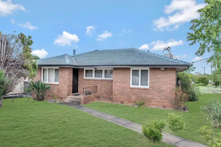 8 Coongra Street, Busby NSW 2168