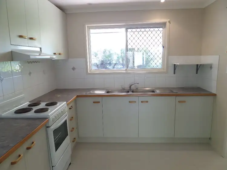 Third view of Homely house listing, 4 Jancoon Court, Carrara QLD 4211