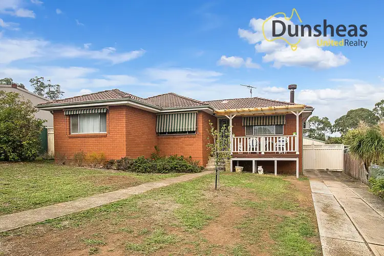 3 Borthwick Street, Minto NSW 2566