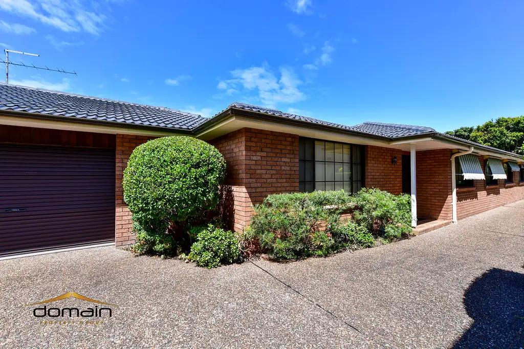 Main view of Homely villa listing, 2/176 West Street, Umina Beach NSW 2257