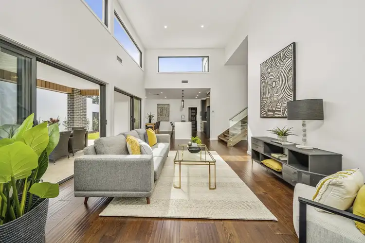 1 Warren Place, Chifley ACT 2606