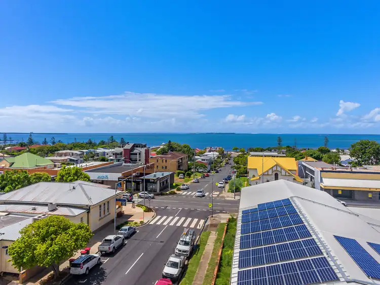 2 / 72 Clara Street, Wynnum QLD 4178