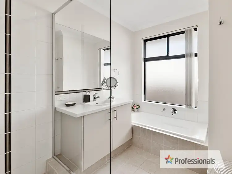 Sixth view of Homely house listing, 8 Currawong Drive, Broadwater WA 6280