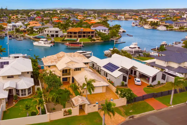 2 Marram Court, Raby Bay QLD 4163