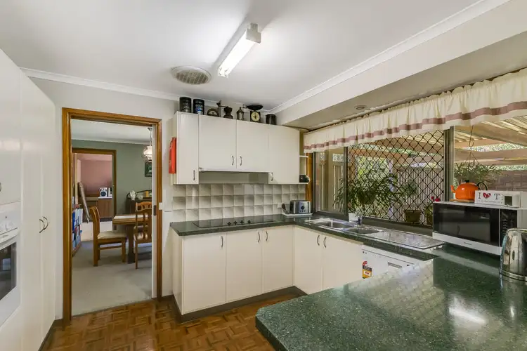 Sixth view of Homely house listing, 4 Fox Court, Glenvale QLD 4350