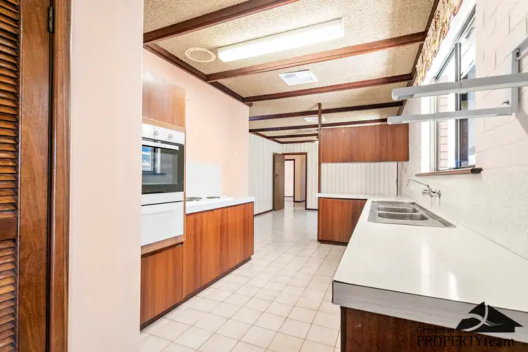 18 Mark Way, Mount Tarcoola WA 6530