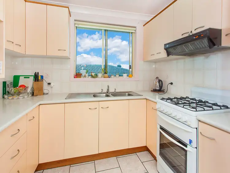 Fourth view of Homely house listing, 7 Galong Crescent, Koonawarra NSW 2530