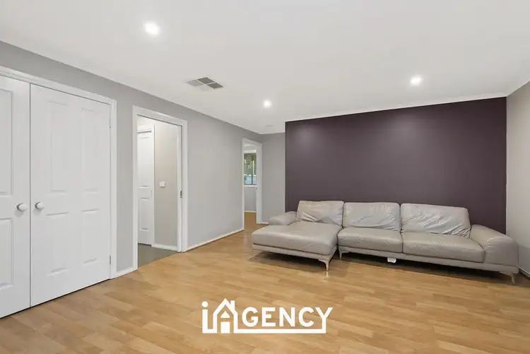 Sixth view of Homely house listing, 5 Flametree Circuit, Cranbourne VIC 3977