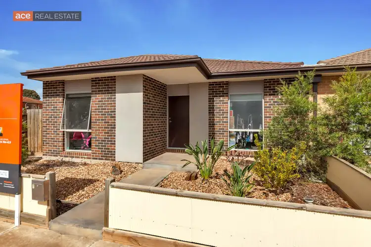 Second view of Homely house listing, 7/2 Elizabeth Street, Rockbank VIC 3335