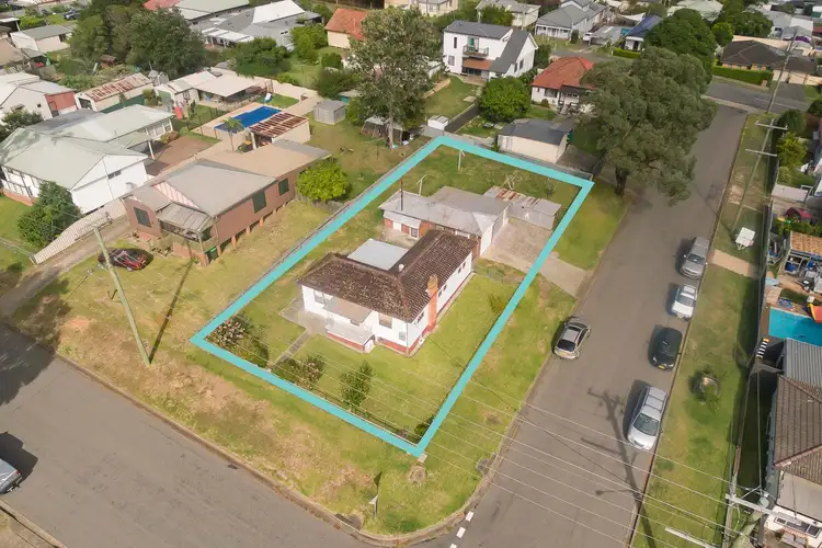 17 Sixth Street, Cardiff South NSW 2285