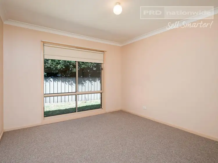 Fourth view of Homely unit listing, 1/32 Lonergan Place, Wagga Wagga NSW 2650