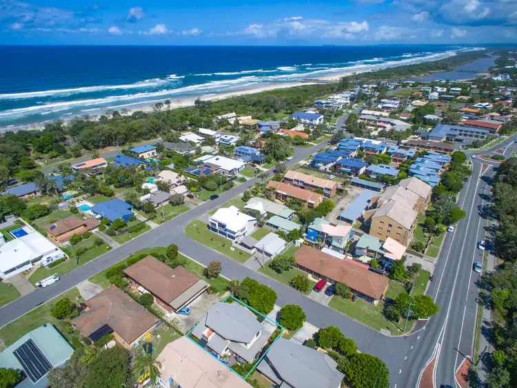 2/50A Tweed Coast Road, Pottsville NSW 2489
