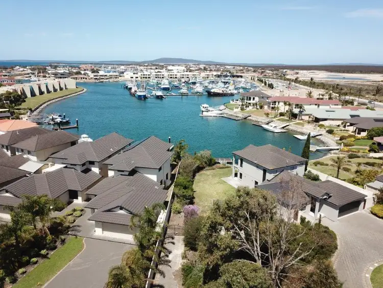 Second view of Homely house listing, 2/4 Laguna Drive, Port Lincoln SA 5606
