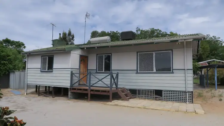 196 Clayton Street, Koongamia WA 6056