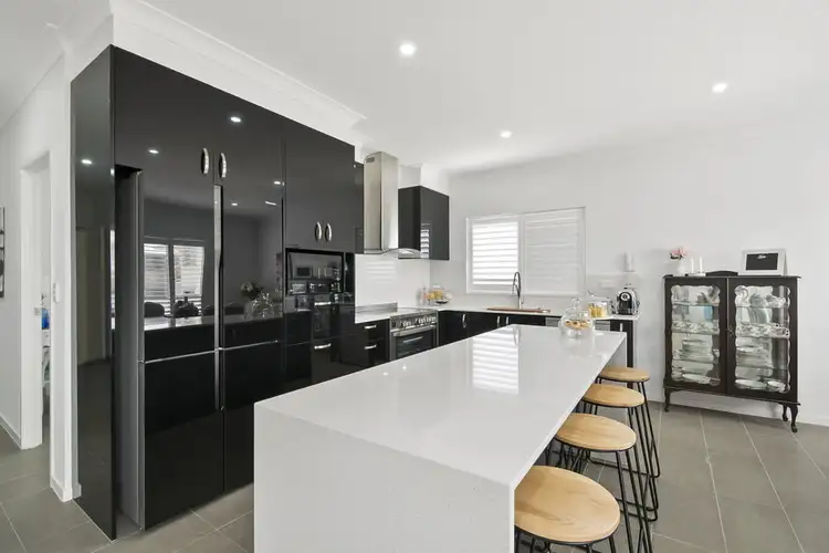 9/2 Manley Street, Redcliffe QLD 4020