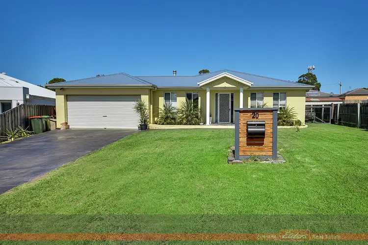 20 Leurimah Court, Lakes Entrance VIC 3909