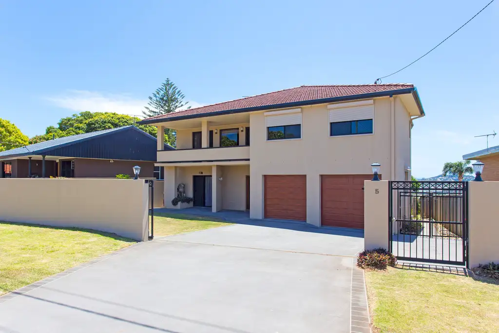 Main view of Homely house listing, 5 Oyster Point Road, Banora Point NSW 2486