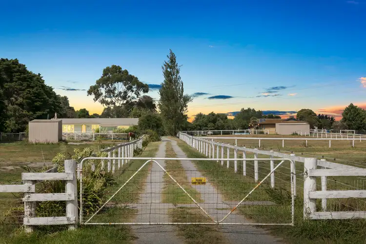 42 East Road, Pearcedale VIC 3912