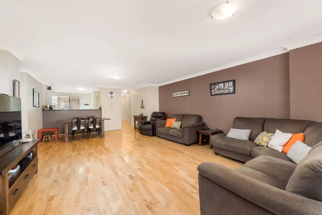 Main view of Homely unit listing, 5/17-21 Mansfield Avenue, Caringbah NSW 2229