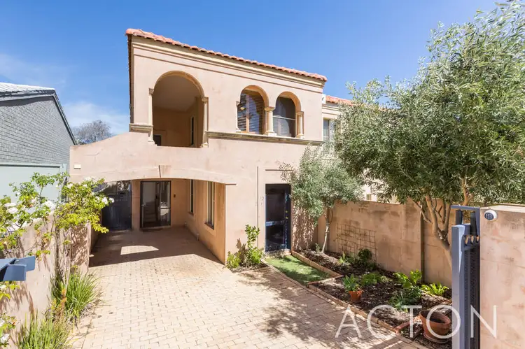 7A Eileen Street, Cottesloe WA 6011