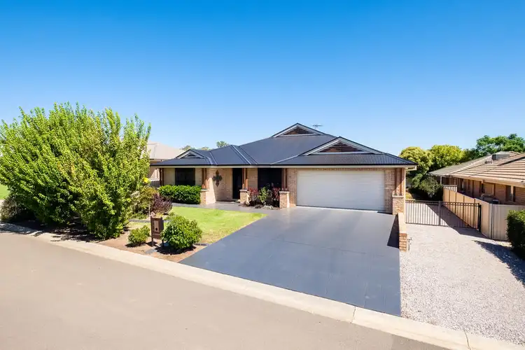 11 Cassia Place, Calala NSW 2340