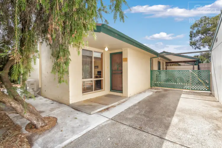 17/17 Brudenell Drive, Jerrabomberra NSW 2619