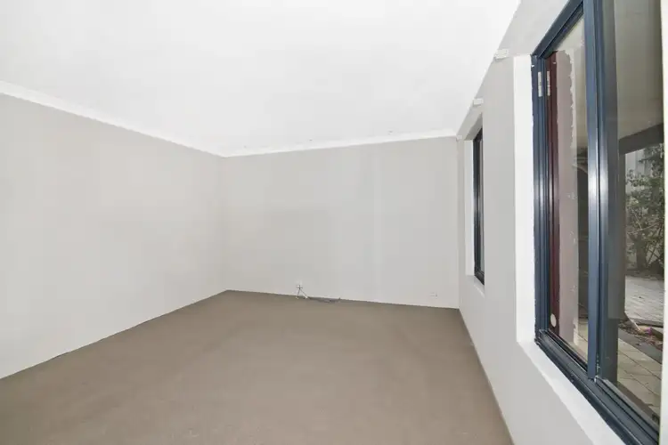 Second view of Homely house listing, 7 Brookeby Heights, Leda WA 6170