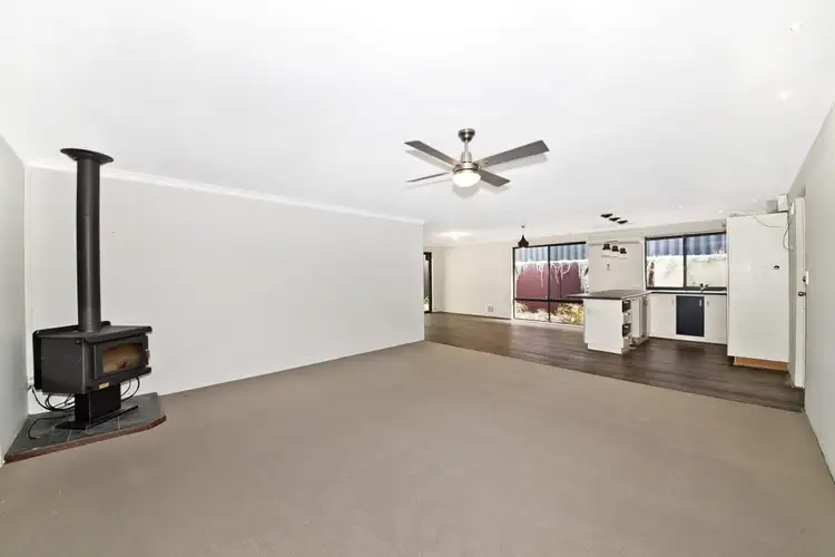 Sixth view of Homely house listing, 7 Brookeby Heights, Leda WA 6170