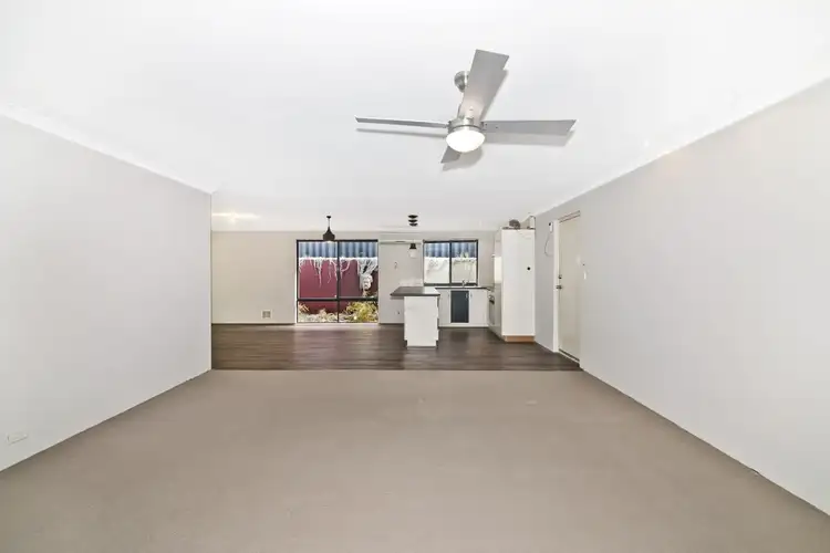 Seventh view of Homely house listing, 7 Brookeby Heights, Leda WA 6170