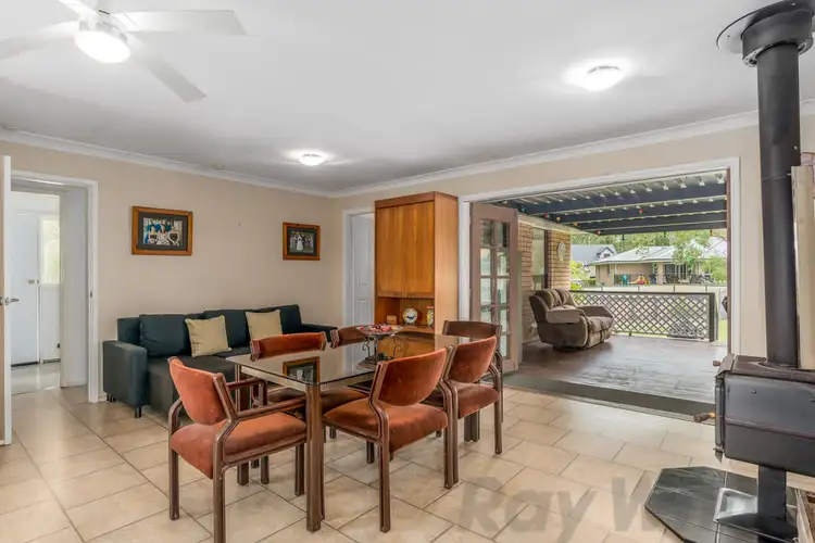 Sixth view of Homely house listing, 8 Avery close, Kilaben Bay NSW 2283