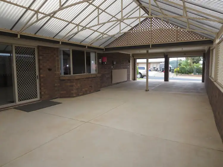 Fifth view of Homely house listing, 10 Silver Birch Drive, Murray Bridge SA 5253