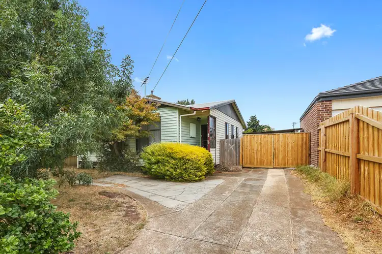 20 Camellia Crescent, Norlane VIC 3214