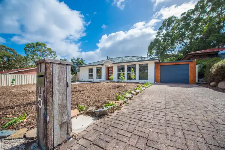 5 Swan Ave, Happy Valley SA 5159