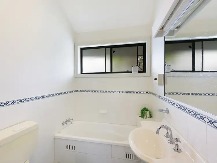 Sixth view of Homely townhouse listing, 50 Kingfisher Circuit, Cams Wharf NSW 2281