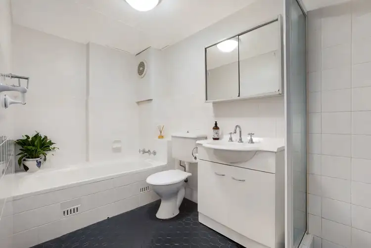 Sixth view of Homely apartment listing, 3D/39-41 Penkivil Street, Bondi NSW 2026