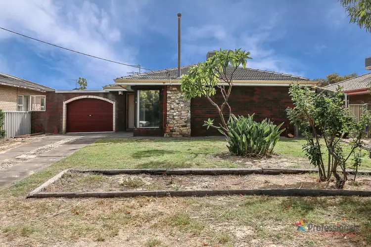 65 Victoria Parade, Midvale WA 6056