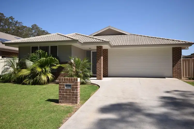 54 Rannoch Drive, West Nowra NSW 2541