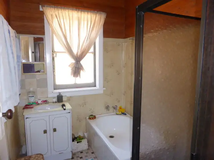 Fourth view of Homely house listing, 18 Caswell St, Peak Hill NSW 2869