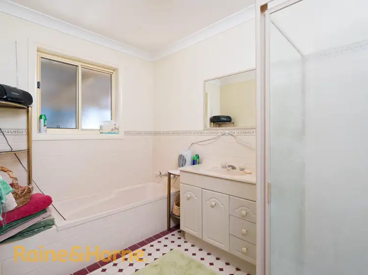 Fourth view of Homely house listing, 1 Kincora Place, Bourkelands NSW 2650