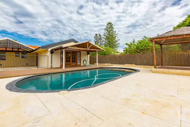 Fourth view of Homely house listing, 15 Salcombe Way, Warnbro WA 6169