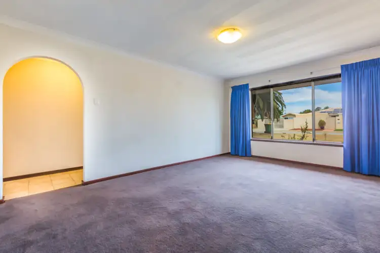 Seventh view of Homely house listing, 15 Salcombe Way, Warnbro WA 6169
