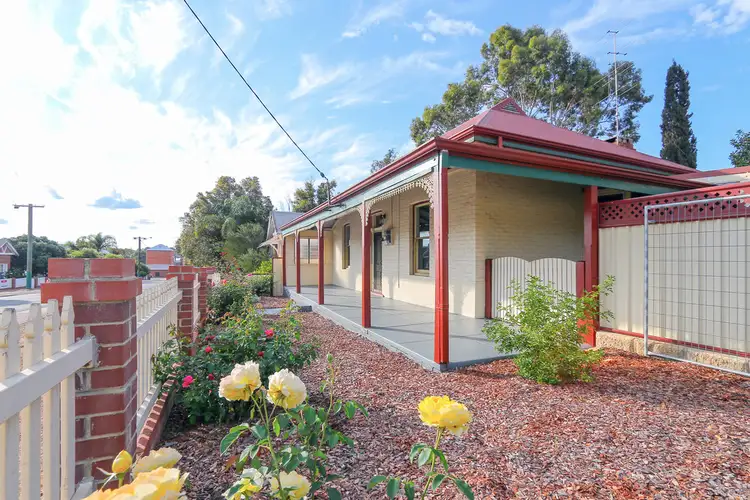 25 Gordon St, Northam WA 6401