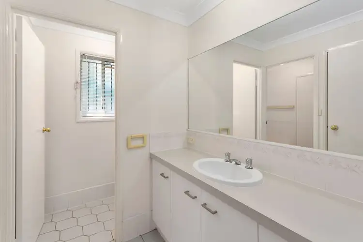 Fifth view of Homely house listing, 1/35 Kingston Drive, Flinders View QLD 4305