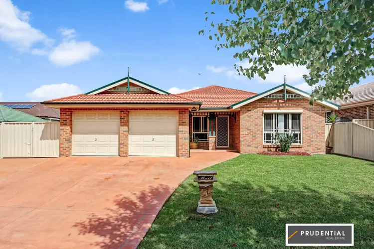 27 Soliano Street, Rosemeadow NSW 2560