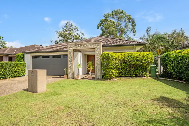 4 Northpoint Close, Robina QLD 4226