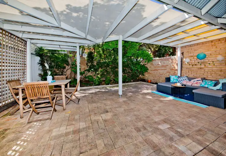 17/3 Brentham Street, Leederville WA 6007