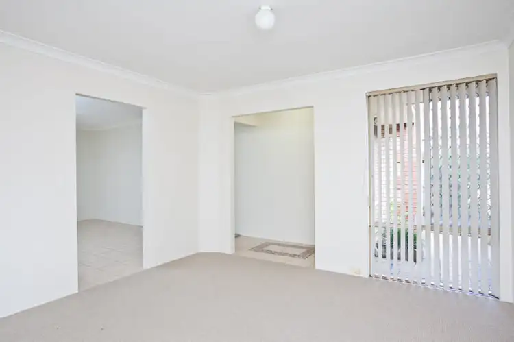 Fifth view of Homely villa listing, 10/4 Morrow Mews, Kardinya WA 6163